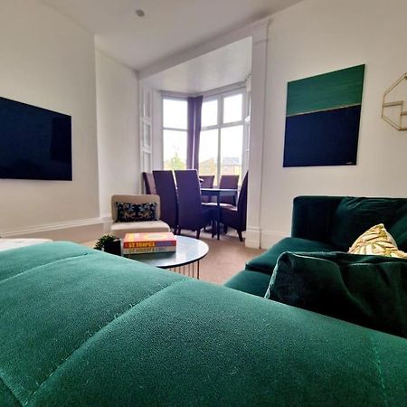 The Stray Adjacent, Interior-Designed 2-Bed Apartment- Luxury 해러게이트 외부 사진