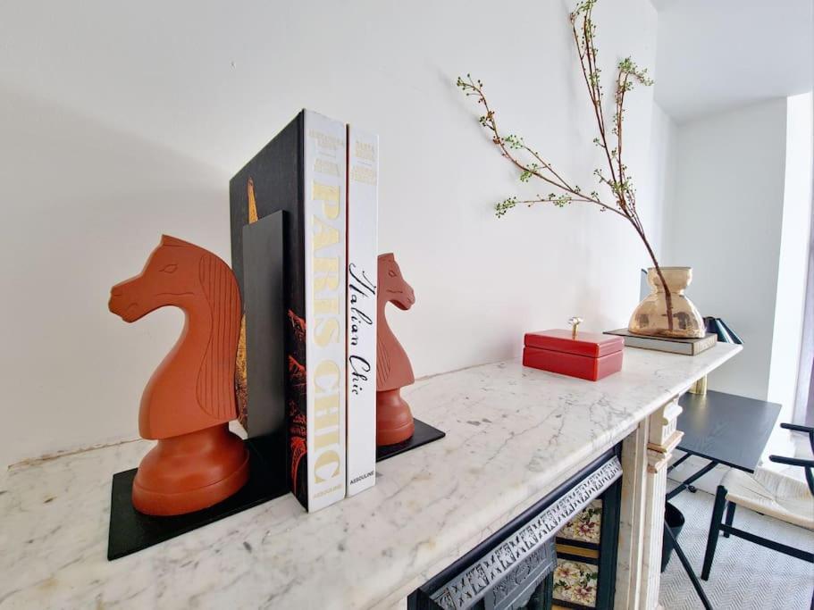 The Stray Adjacent, Interior-Designed 2-Bed Apartment- Luxury 해러게이트 외부 사진